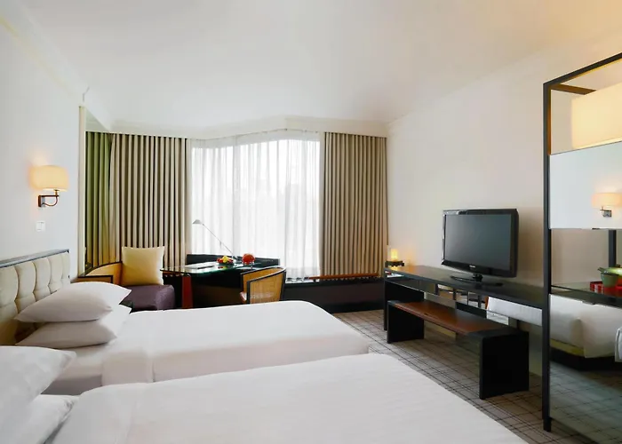 Grand Hyatt Erawan Hotel 5*